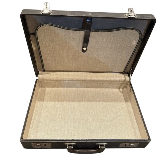 Vintage Gray Stitched Briefcase Brief Case Hard Shell Silver Accents - BUB - Picture 4 of 8